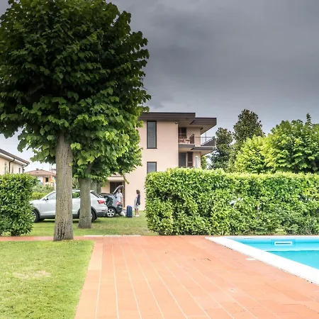 Laguna Holiday home Sirmione